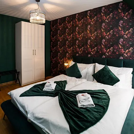 Apartament Duplex - Constance - Self Check-in - Parking - 4-keys *