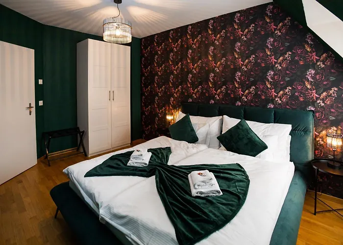 Apartment Duplex - Constance - Self Check-in - Parking - 4-keys *